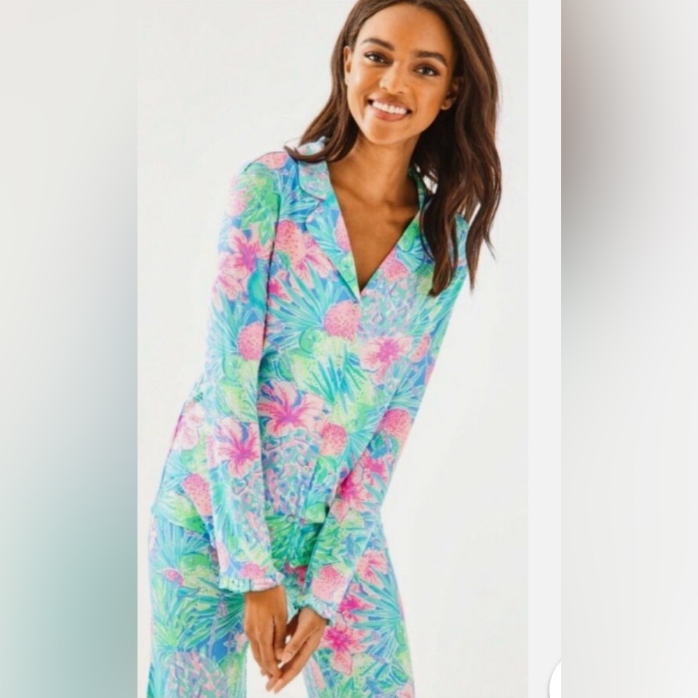 Lilly Pulitzer Ruffle Sleeve Pajama Top Swizzle